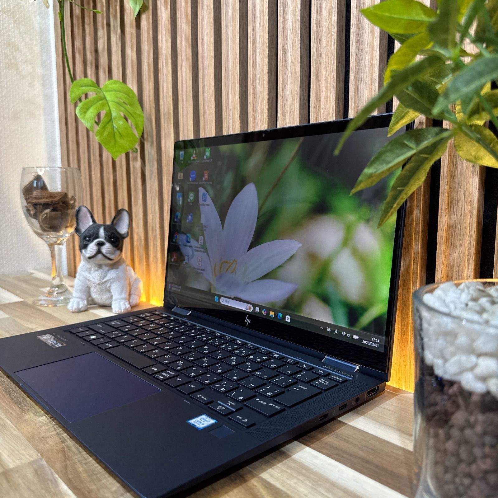 公式ショップ限定価格❣️/ 極美品《2in1モデル》LTE【HP Elite