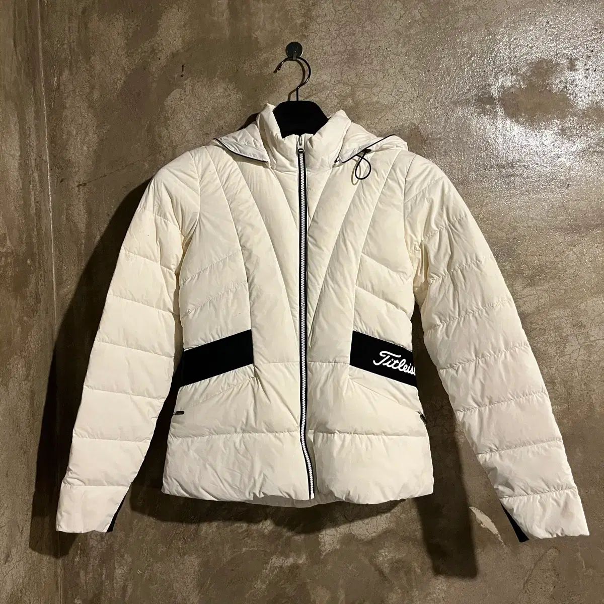 Titleist(タイトリスト) レディース ダウン アウター - メルカリ