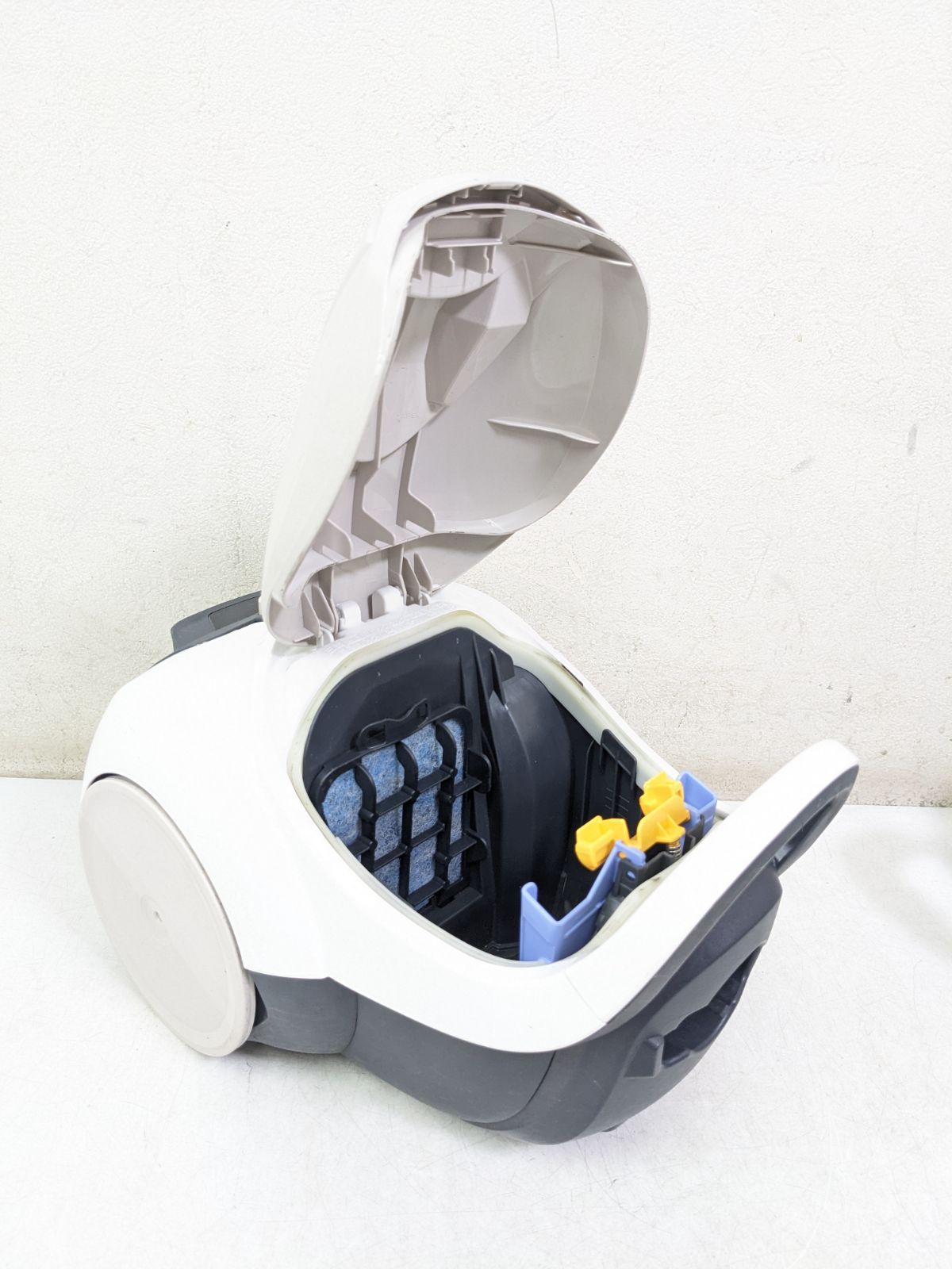 MITSUBISHI TC-FJ2X-C 2020年製 紙パック式掃除機 - メルカリ