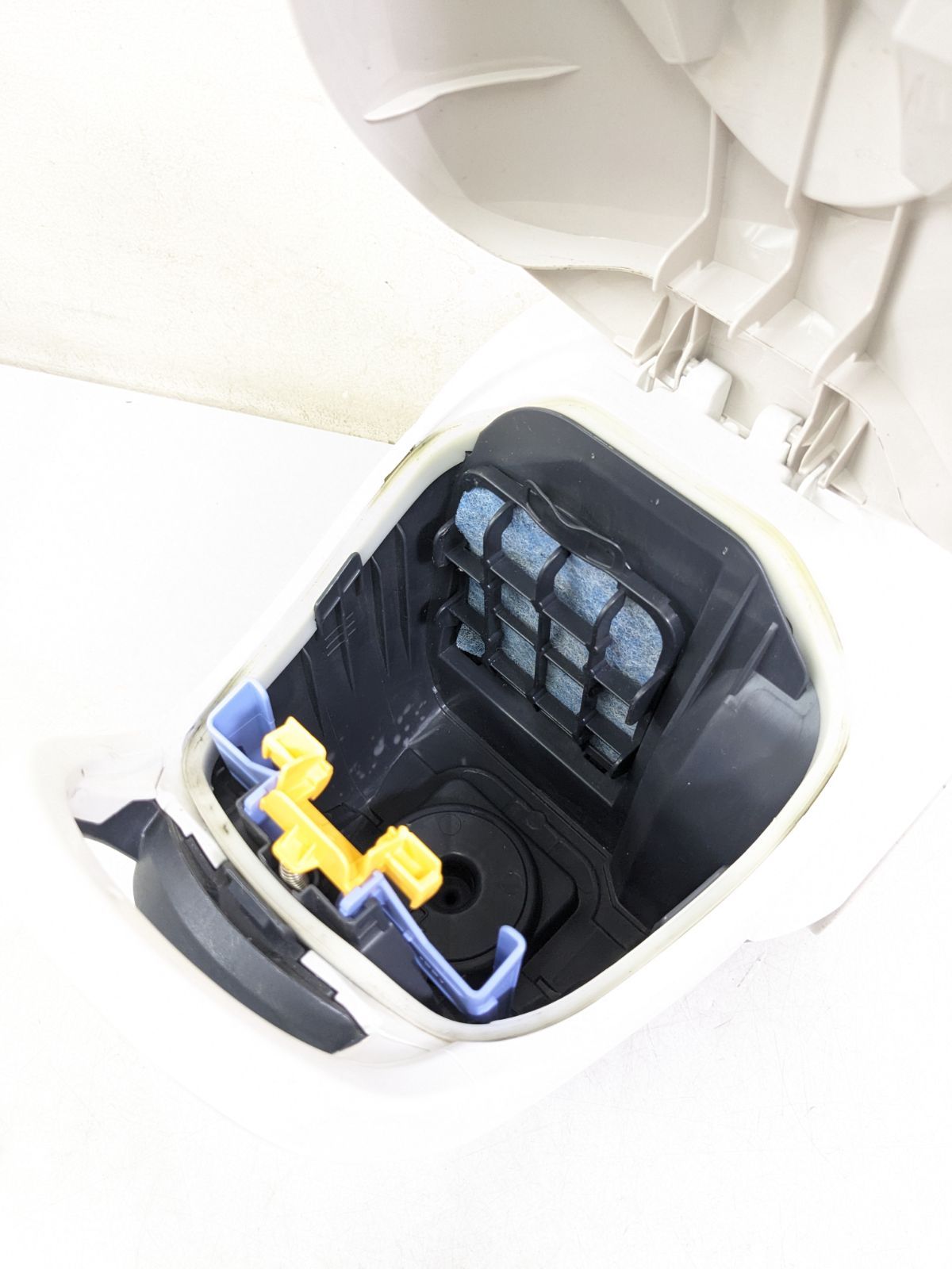 MITSUBISHI TC-FJ2X-C 2020年製 紙パック式掃除機 - メルカリ