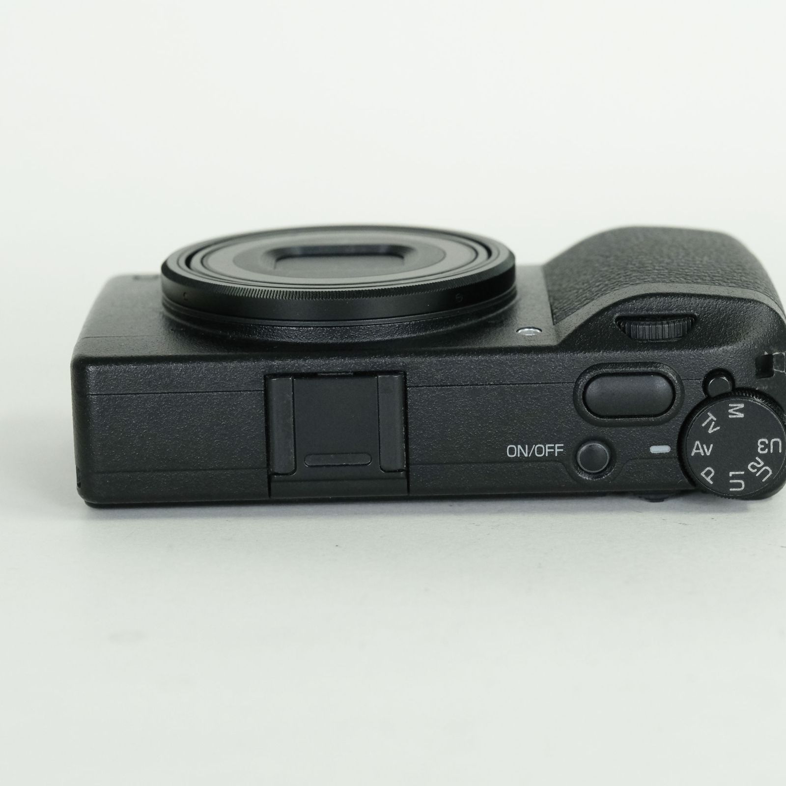 美品 | シャッター数2,030回] RICOH GR III | コンパクトデジタル