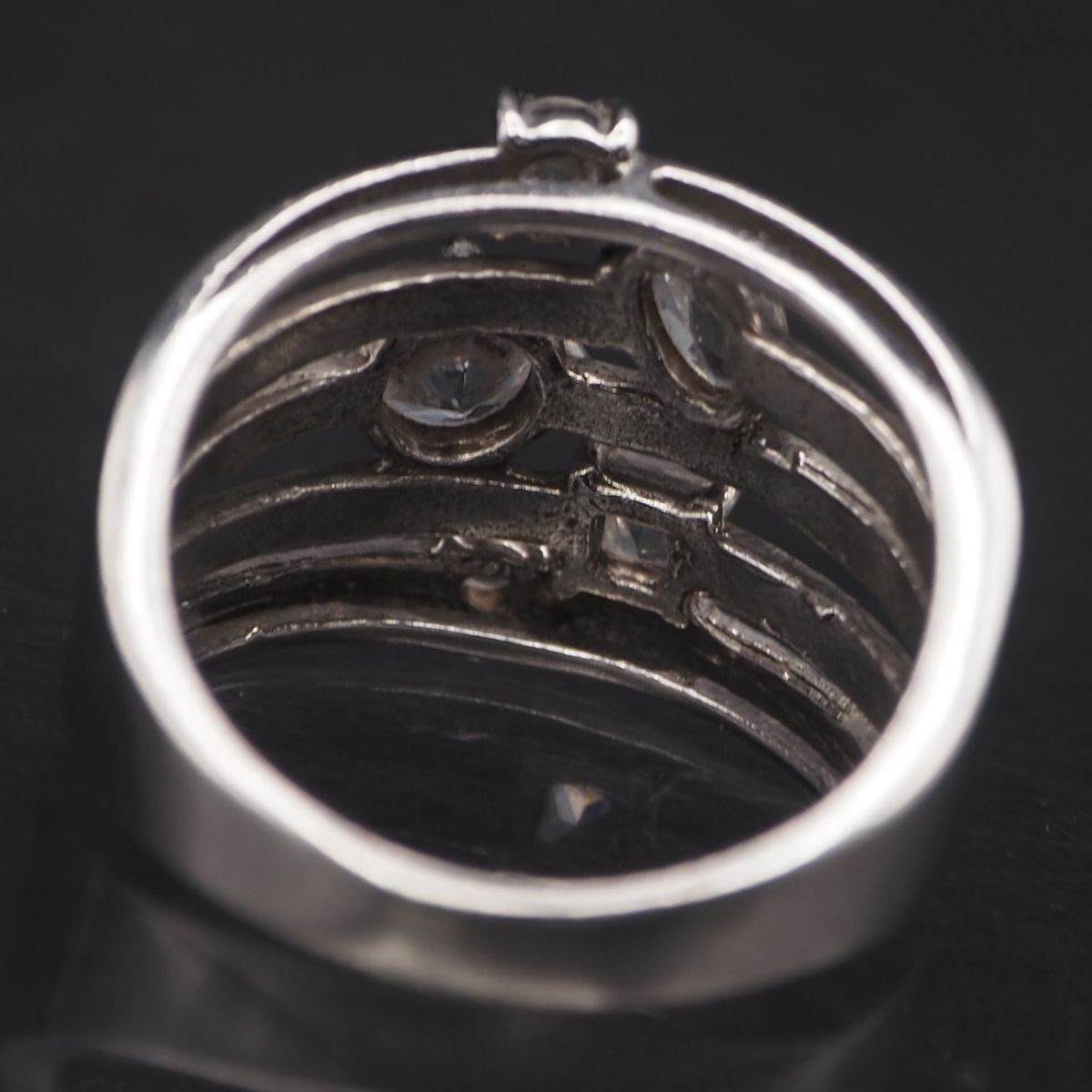 Q528 ダイヤモンド風 SILVER刻印 リング デザイン シルバー 指輪 11号