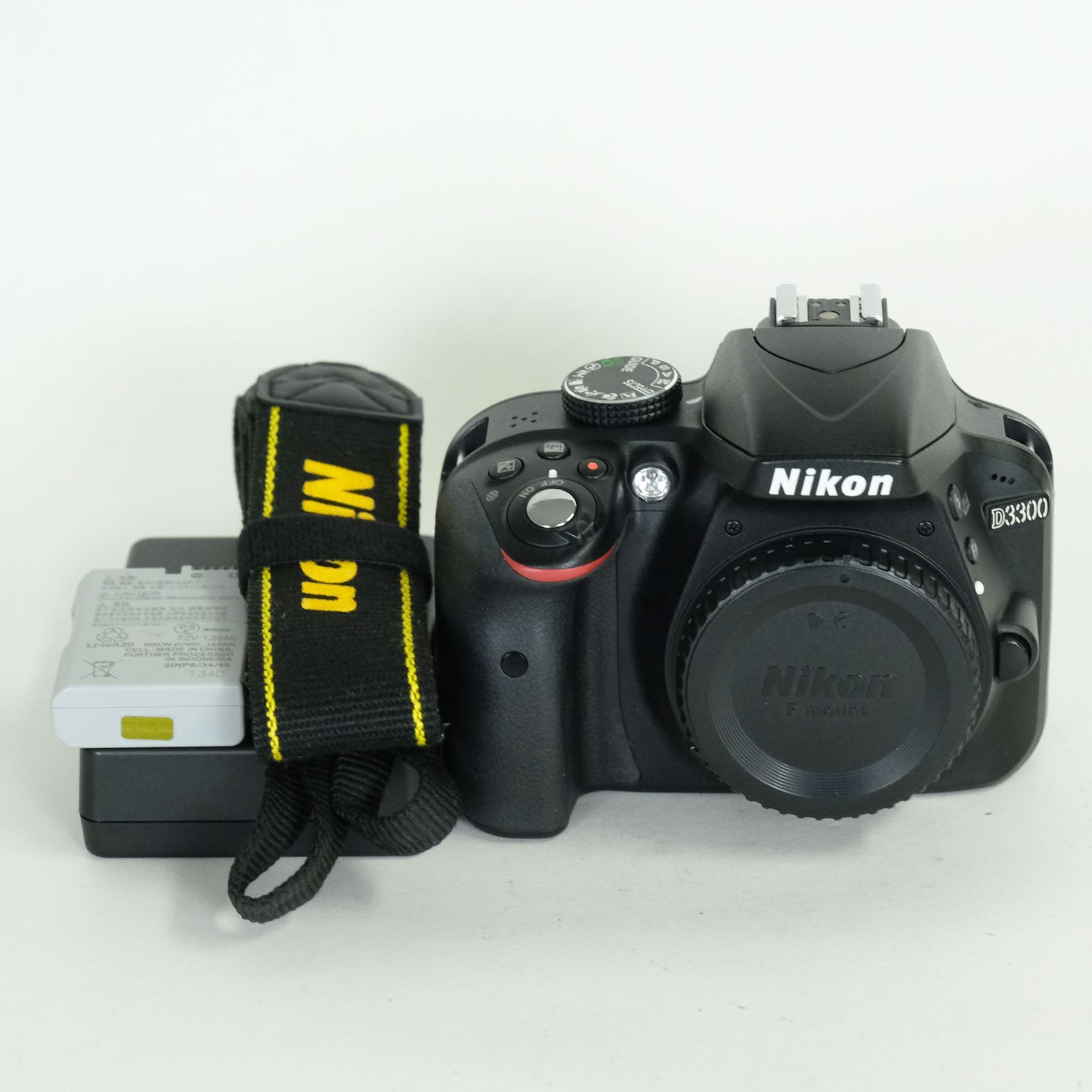 美品 | シャッター数9,800回] Nikon D3300 | Nikon Fマウント - メルカリ