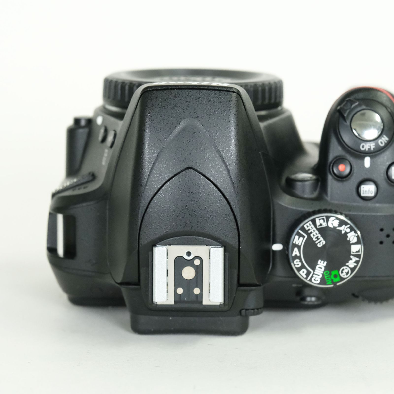 美品 | シャッター数9,800回] Nikon D3300 | Nikon Fマウント - メルカリ