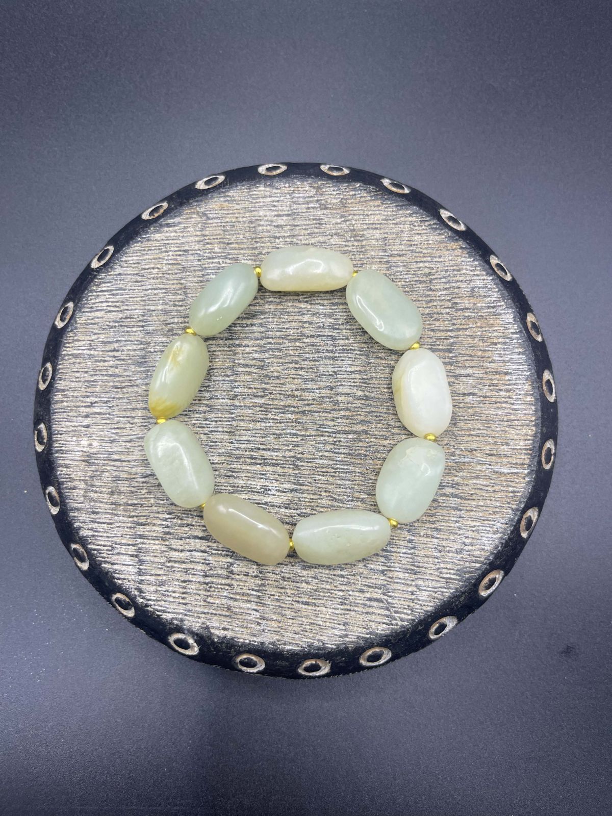 原石ブレスレット 天然翡翠軟玉 ネフライト 和田玉 鑑別書付き - メルカリ