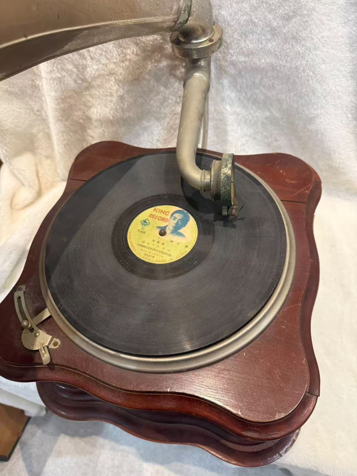 逸品】アンティーク蓄音機 The Standard Disc Graphophone 大型ホーン