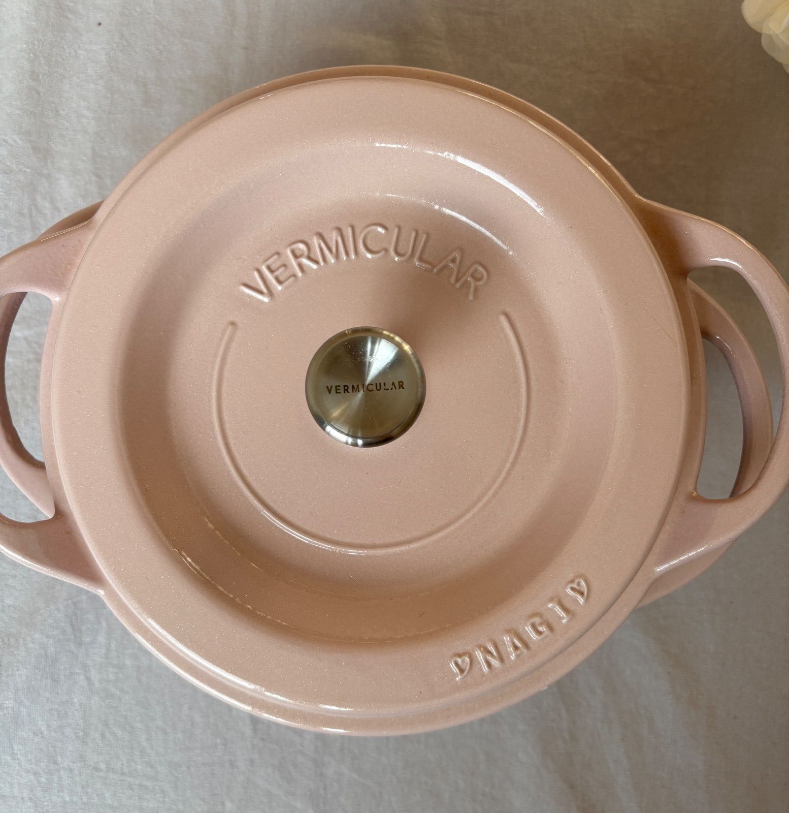 バーミキュラ オーブンポット 22cm ピンク 美品 無水調理 - メルカリ
