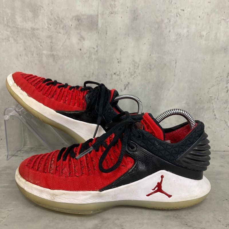 NIKE ナイキ エア ジョーダン 32 ロー AIR JORDAN XXXII LOW BG 赤