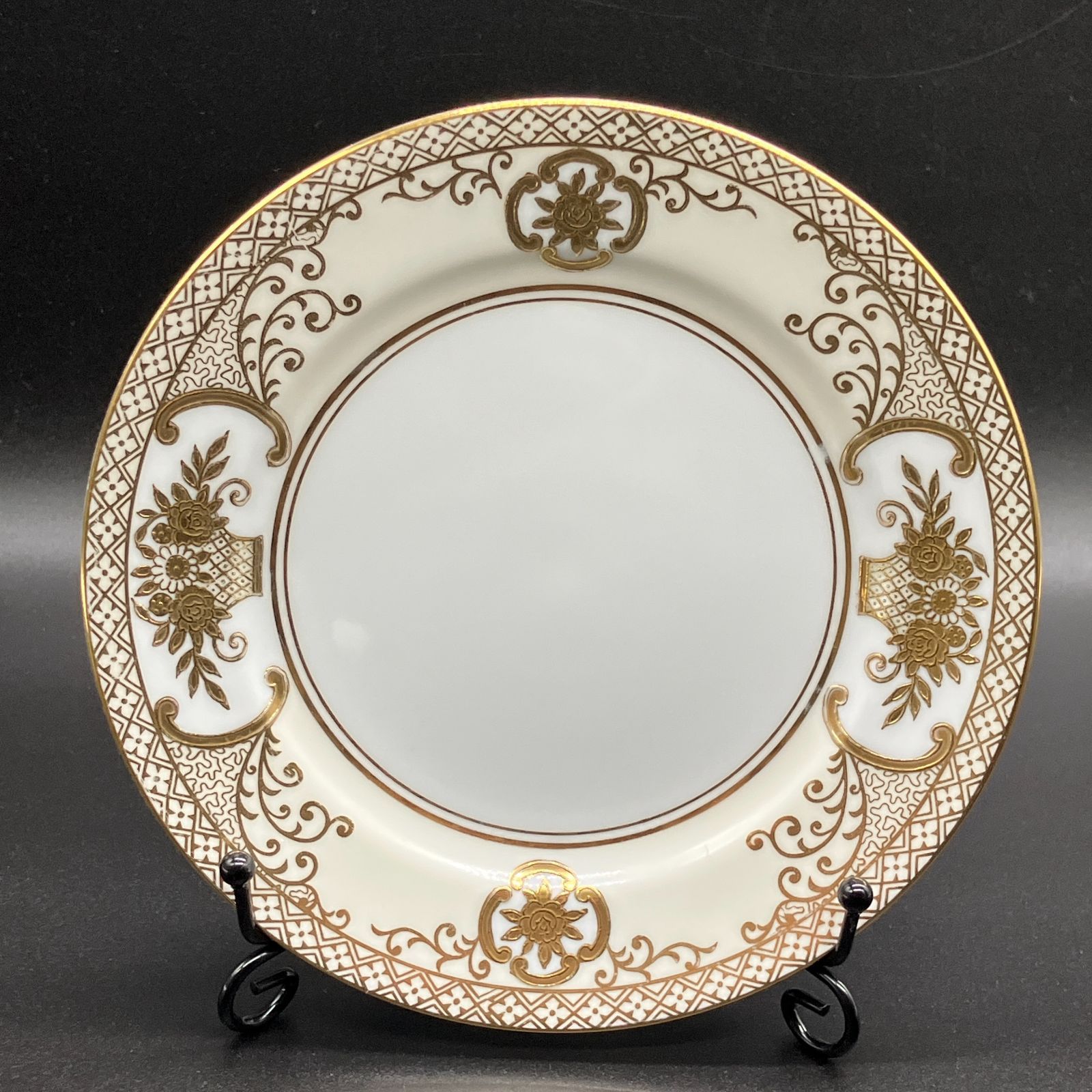 オールドノリタケ ・ 金盛上 花籠装飾図紋 キャビネット トリオ マルキ