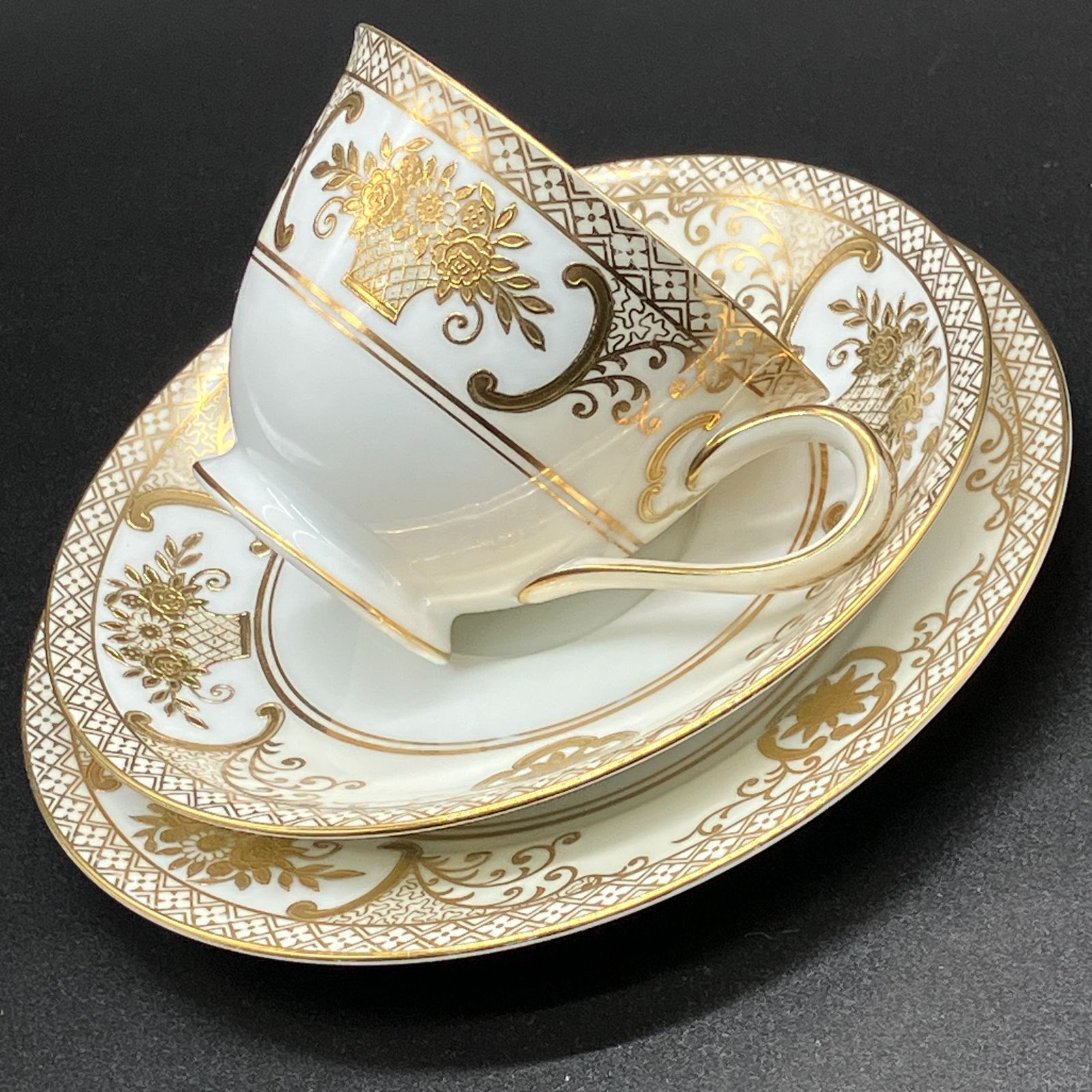 オールドノリタケ ・ 金盛上 花籠装飾図紋 キャビネット トリオ マルキ