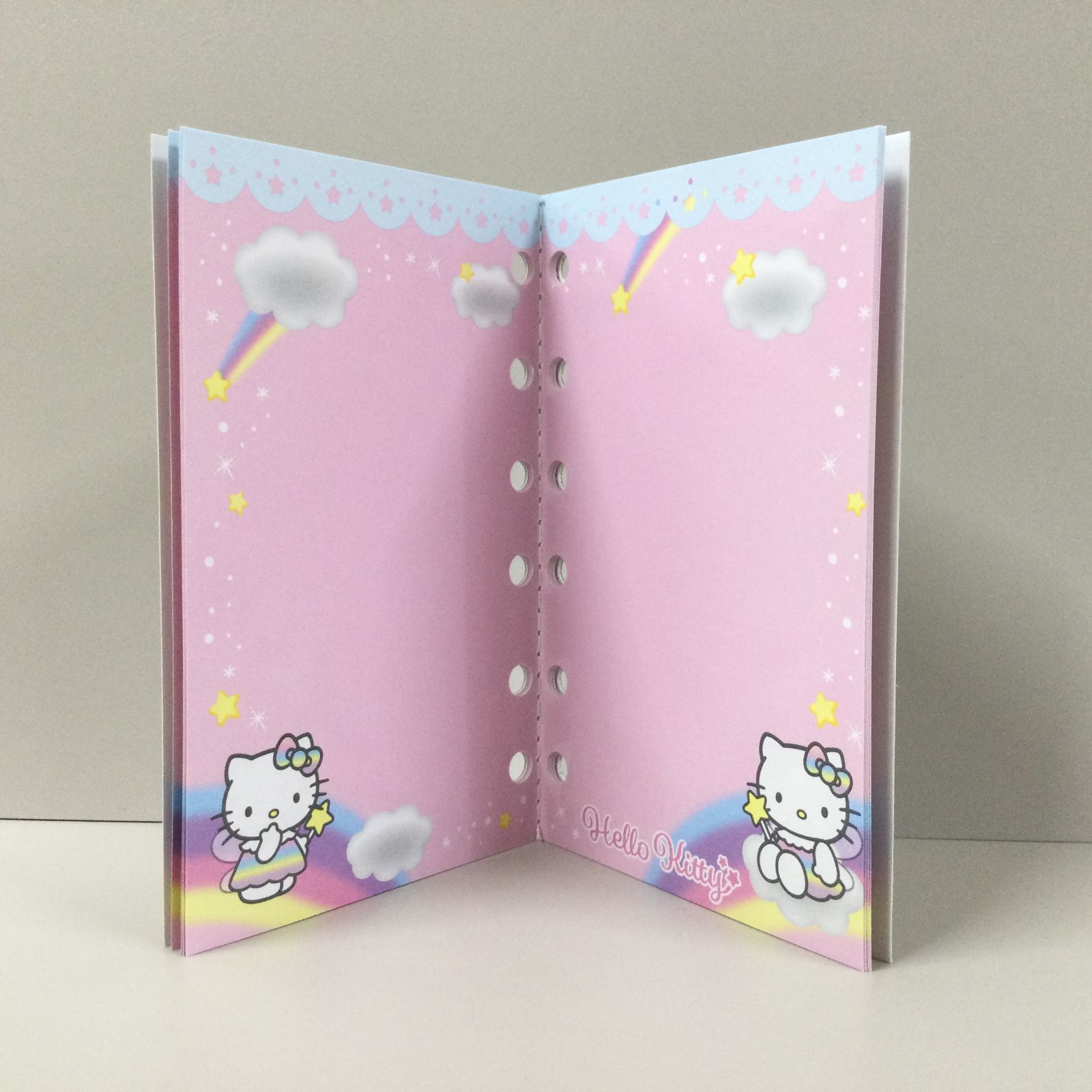 d104【新品・未使用品】ハローキティ シールバインダー＆シール帳