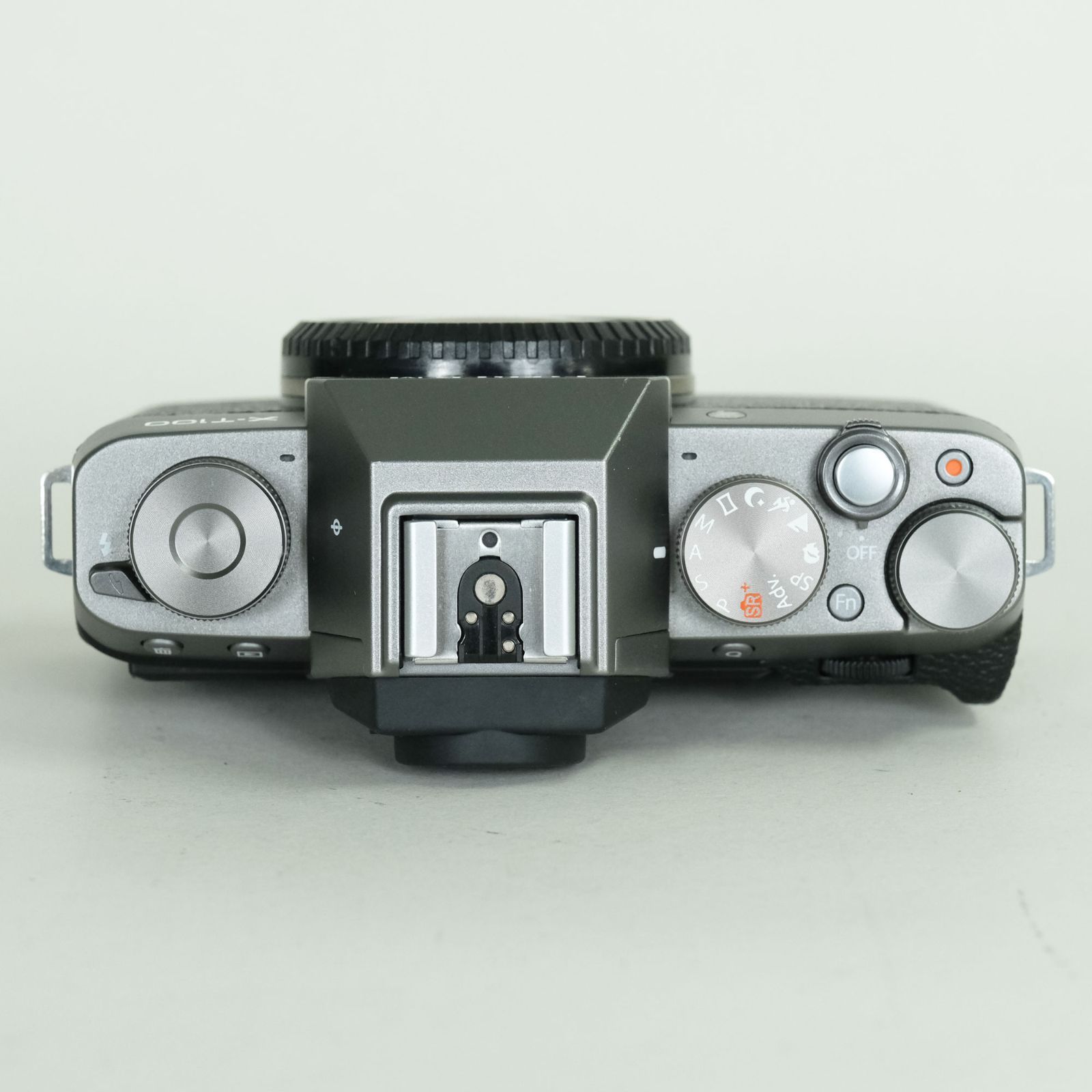 美品] FUJIFILM X-T100 [ボディ ダークシルバー] | FUJIFILM Xマウント