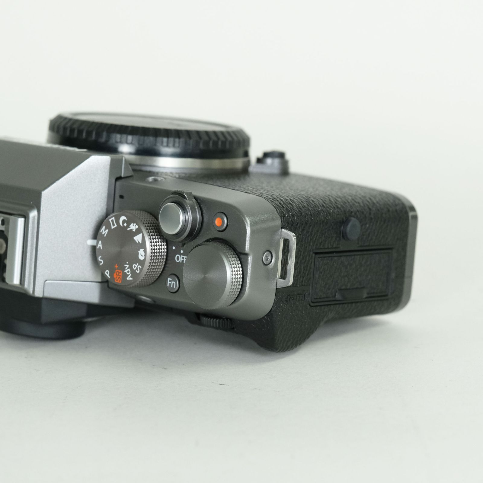 美品] FUJIFILM X-T100 [ボディ ダークシルバー] | FUJIFILM Xマウント