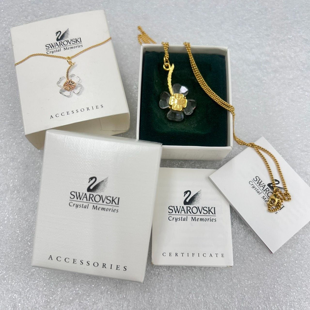 未使用】SWAROVSKI スワロフスキー クローバー ネックレス ペンダント