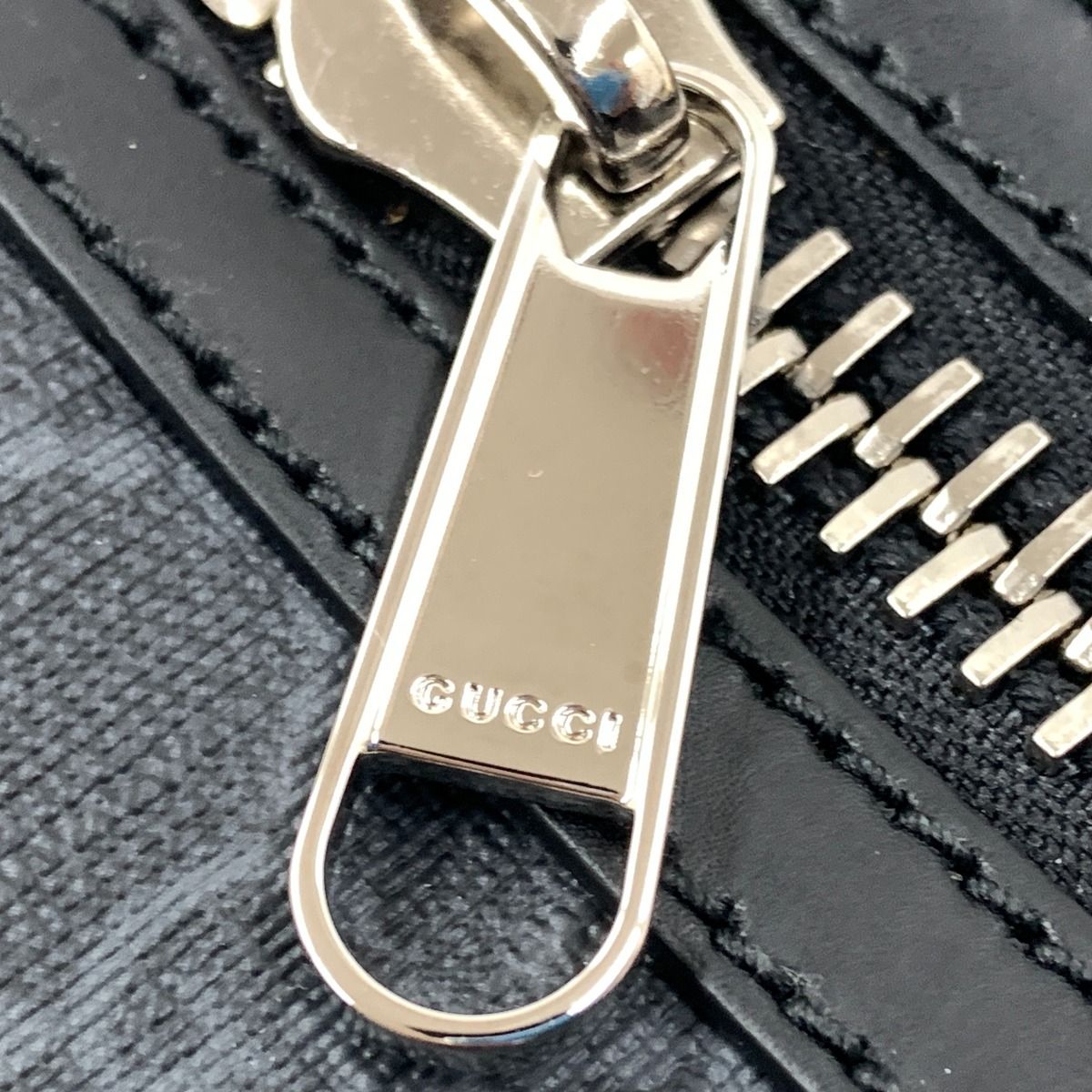 〇〇GUCCI グッチ GGスプリーム スモール メッセンジャーバッグ 