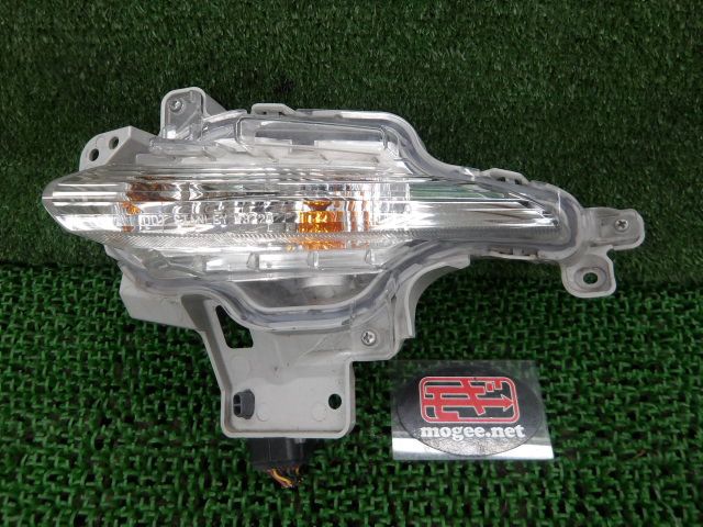 3FS9560 KFI2 マツダ アクセラ セダン BM5FP 15C フロントバンパー