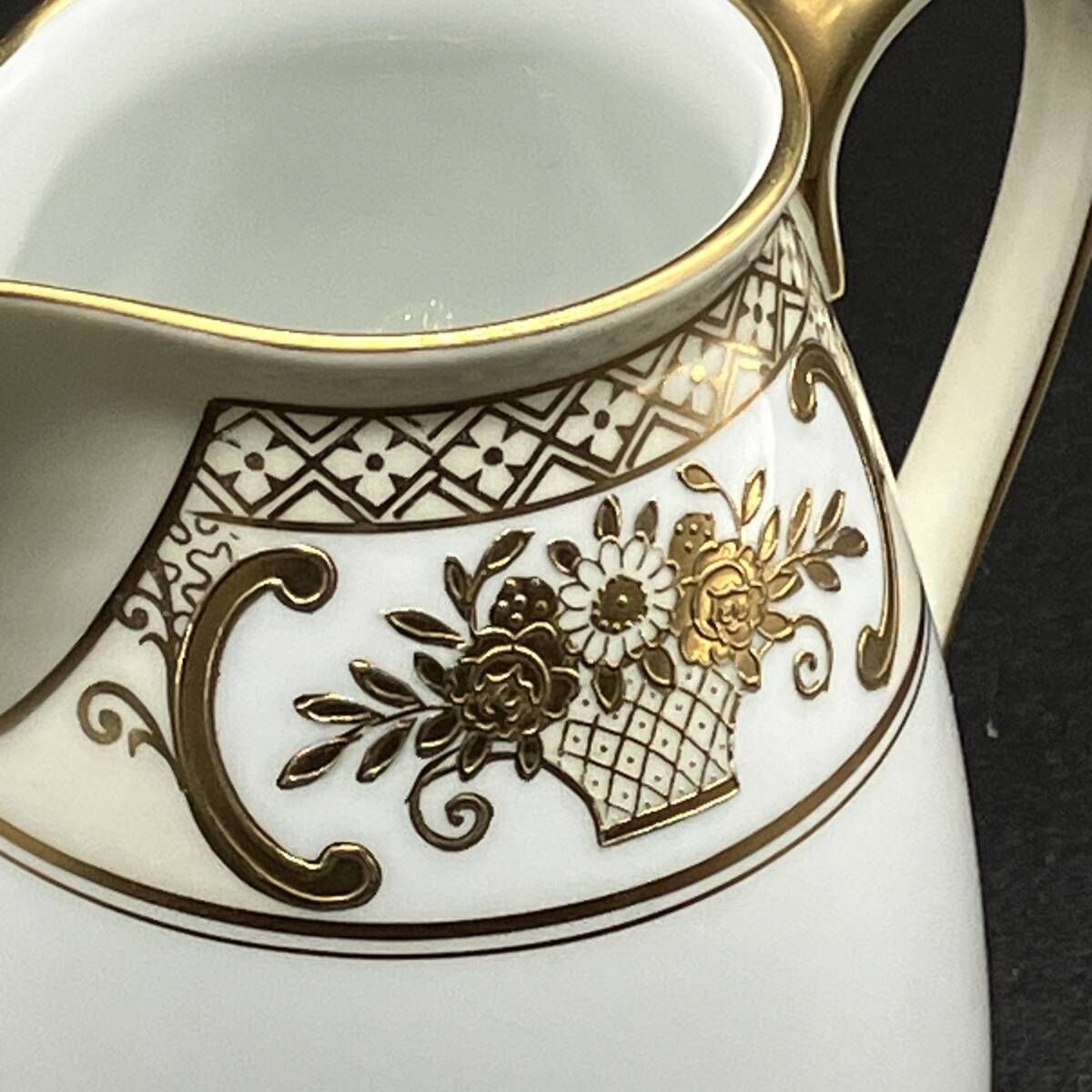 貴重な美品！ オールドノリタケ ・ 金盛上 花籠装飾図紋 キャビネット