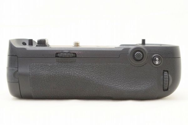 ☆美品☆ Nikon ニコン バッテリーグリップ MB-D17 D500 対応
