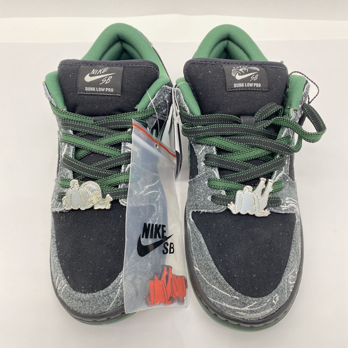 未使用】There Skateboards × Nike SB Dunk Low Pro ゼアスケート