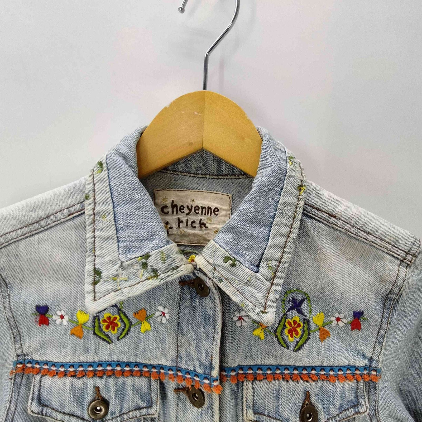 ユーズドフルギ USED古着 cheyenne rich 00S 刺繍 デザイン 素材 