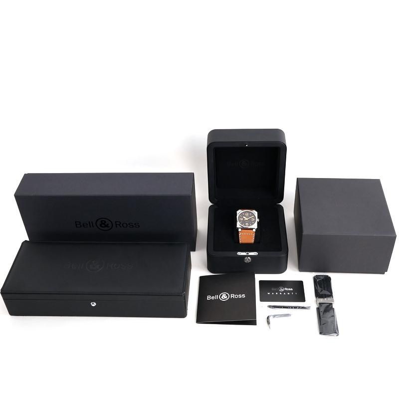 ブラウン文字盤