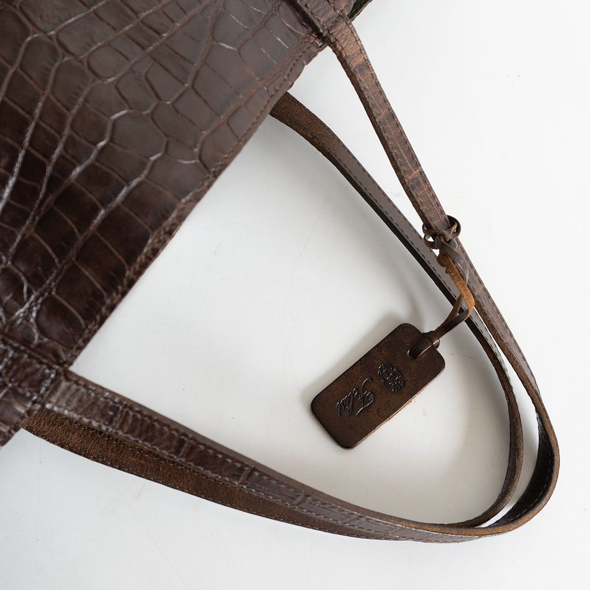 美品】FELISI 【11-91/クロコ型押し レザー トートバッグ】ブラウン