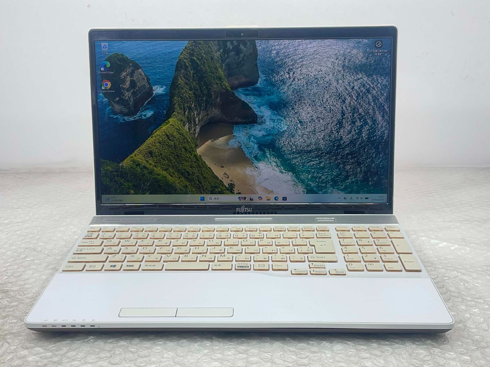 富士通 LIFEBOOK AH77/C2 i7-8550U/8GB/128GB SSD/BD-RE/Windows11