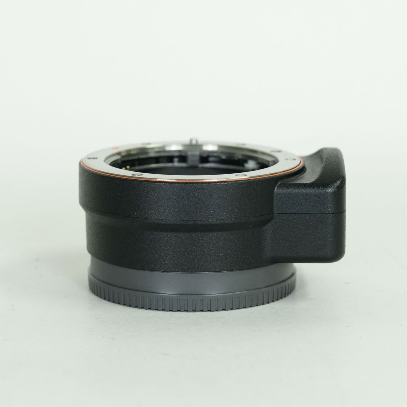 美品] SONY マウントアダプター LA-EA3 ソニーαレンズ/ソニーEボディ用