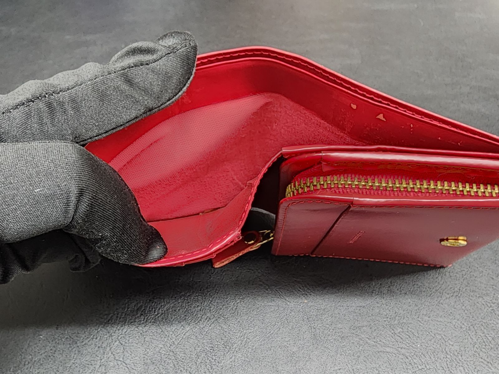 BURBERRY バーバリー 二つ折り財布 ノバチェック レザー 赤 - メルカリ