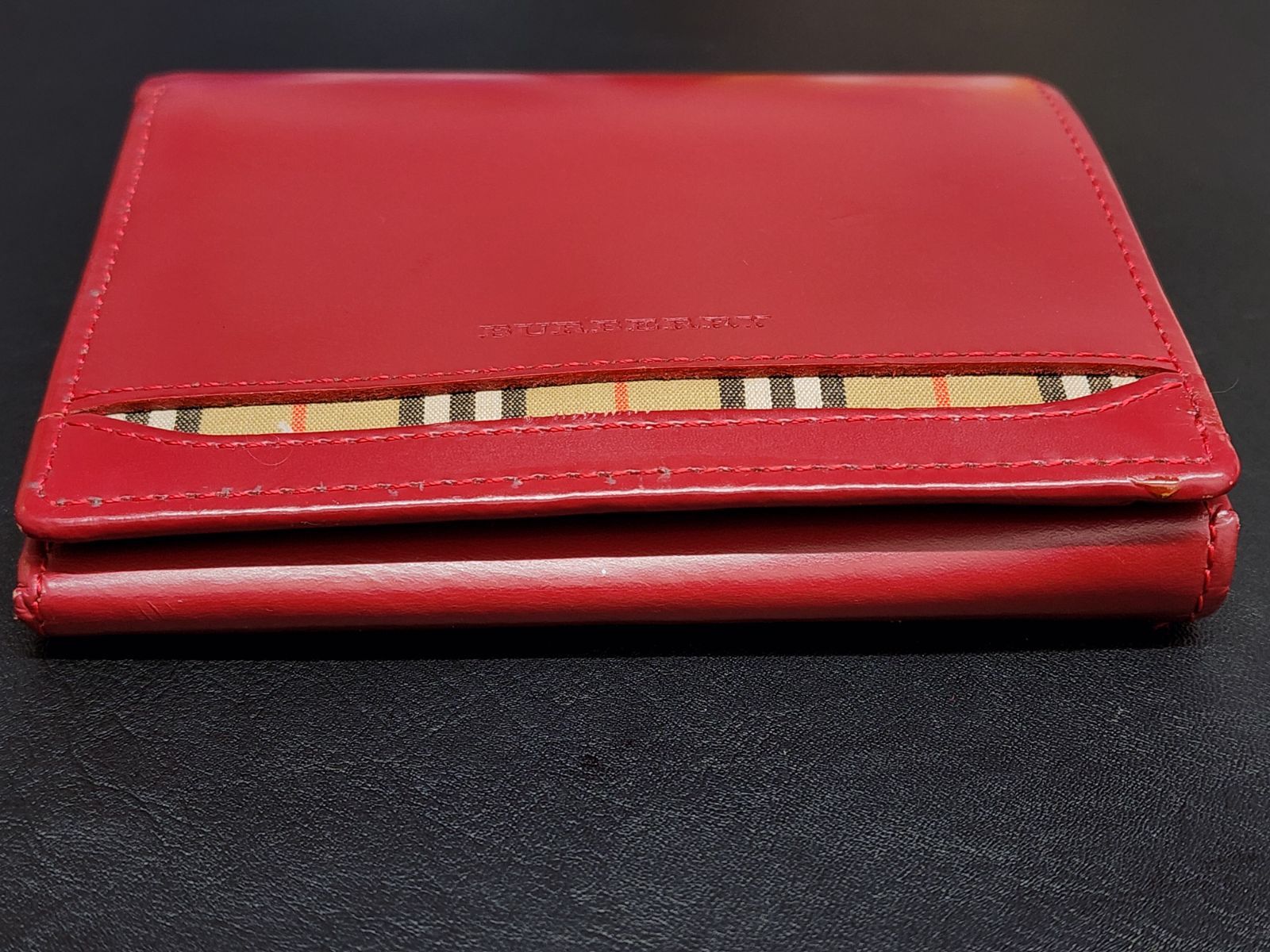 BURBERRY バーバリー 二つ折り財布 ノバチェック レザー 赤 - メルカリ