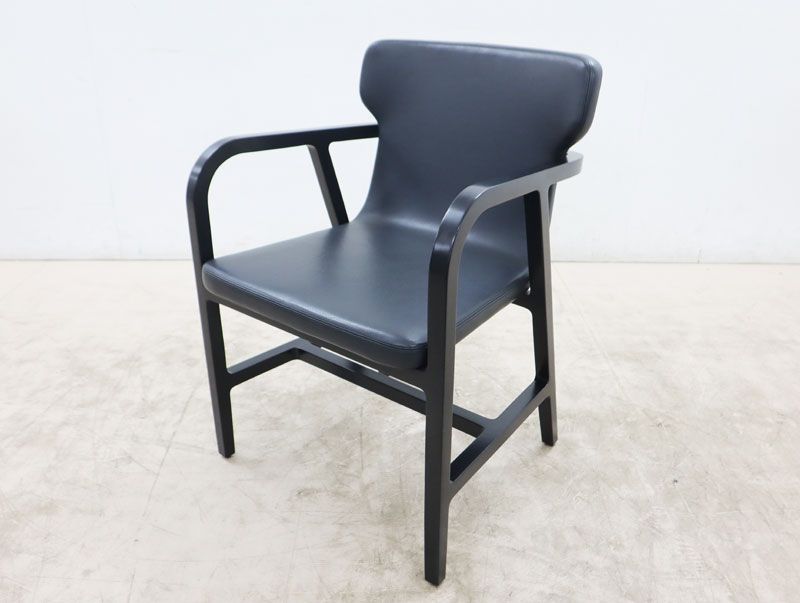 ◇展示品◇ B&B Italia B&B イタリア Fulgens フルゲンス ダイニング