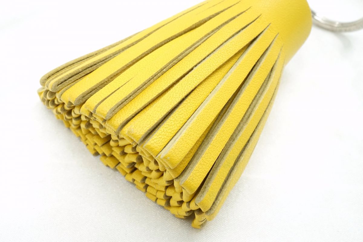 エルメス カルメン キーホルダー キーリング チャーム タッセル