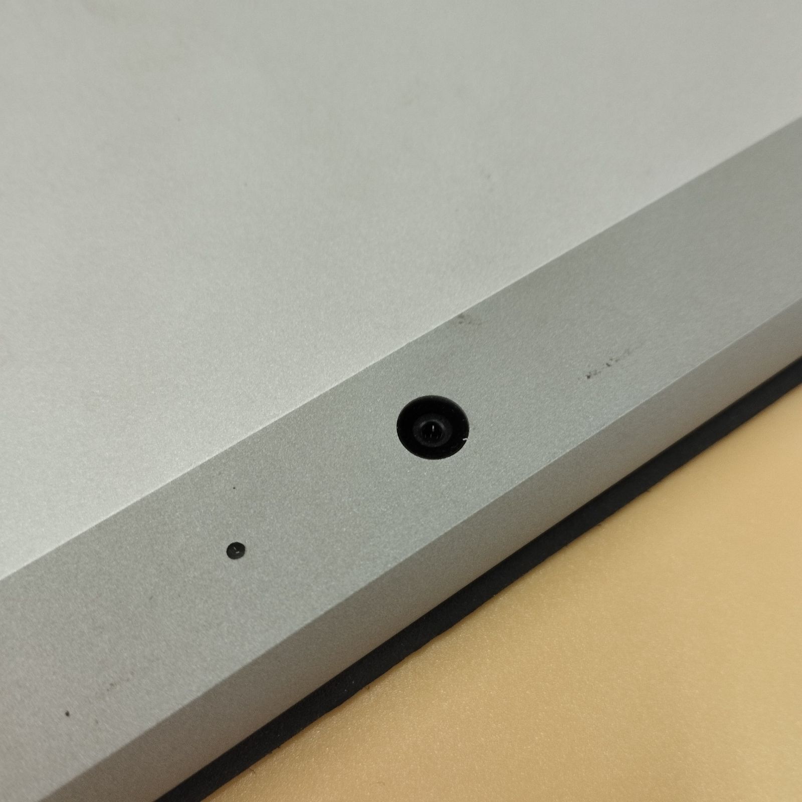ジャンク Microsoft Surface Go 1824 62GB 傷あり - メルカリ