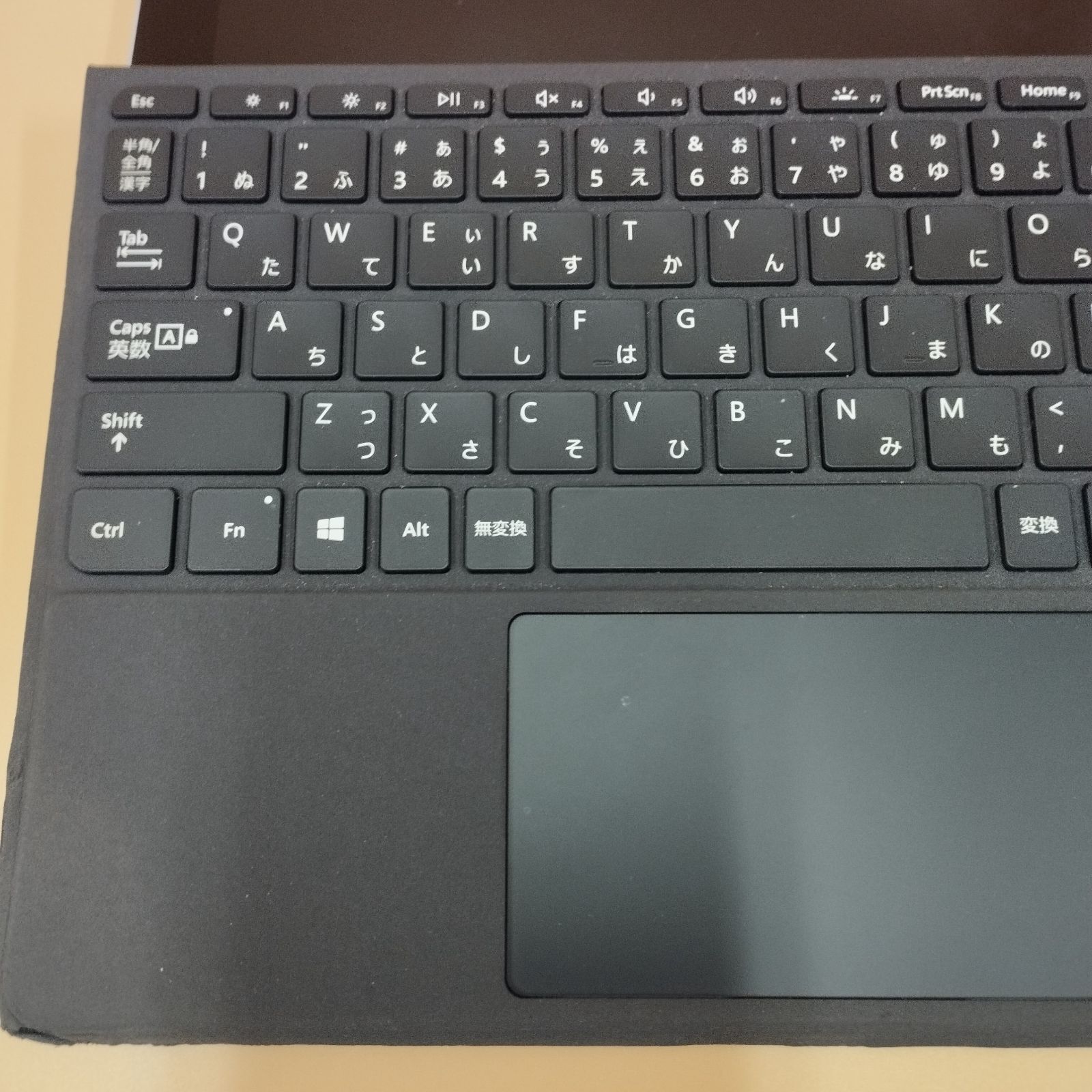 ジャンク Microsoft Surface Go 1824 62GB 傷あり - メルカリ