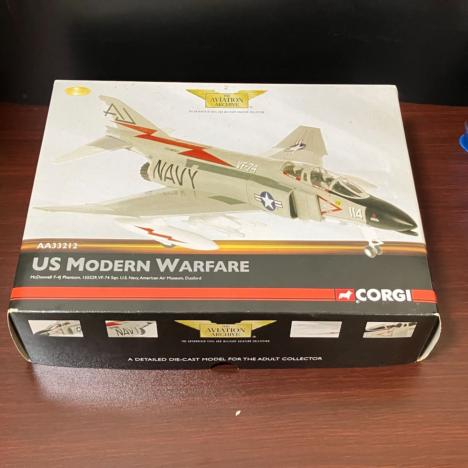 31244】CORGI(コーギー)社 AA33212 ダイキャストモデル 1:72 スケール