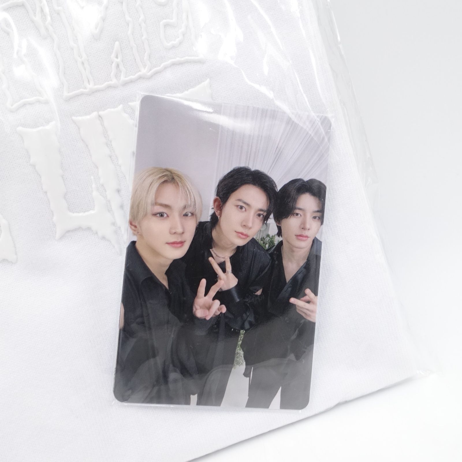 ENHYPEN WORLD TOUR 未開封 ノースリーブ Tシャツ トレカ付き WALK THE