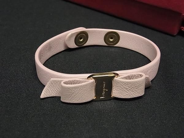 □極美品□ Salvatore Ferragamo フェラガモ ヴァラリボン レザー
