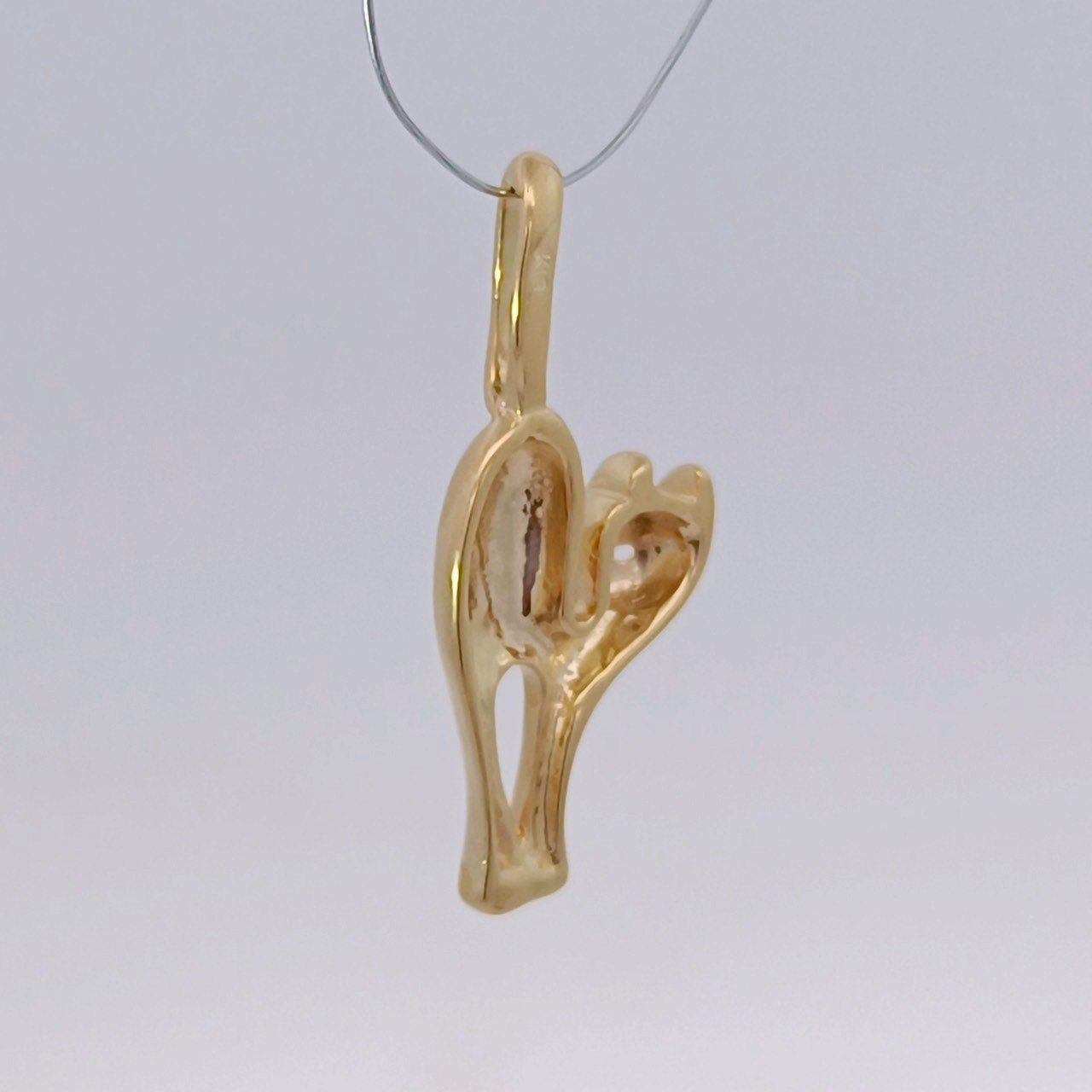 18金 K18 男女兼用 猫 キャット ネックレストップ 1.44g Z114 - メルカリ