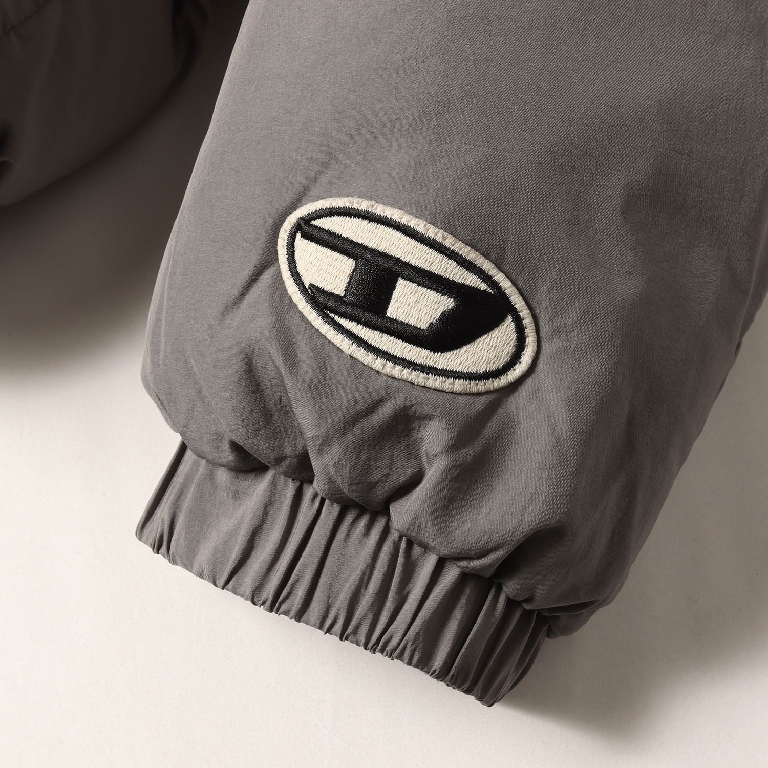 DIESEL ディーゼル ジャケット グレー サイズ:L | オーバルDワッペン