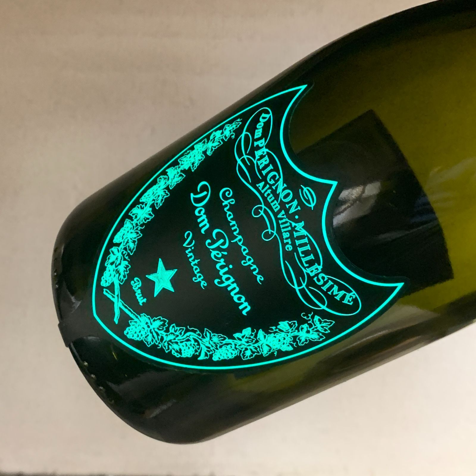 Dom Pérignon ドンペリルミナス シャンパン 空ボトル - メルカリ