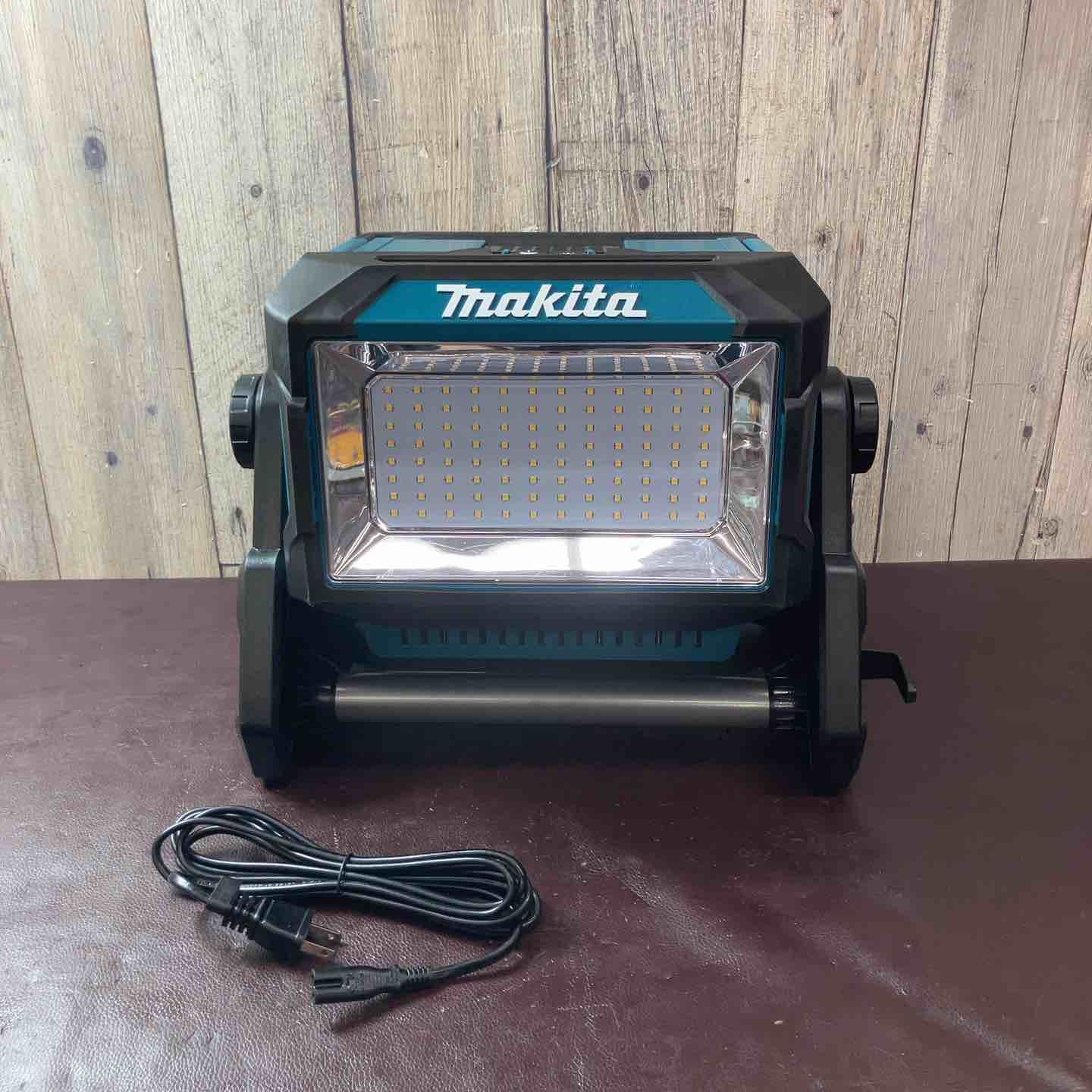 【中古美品】 マキタ(makita) コードレススタンドライト ML008G 【東大和店】