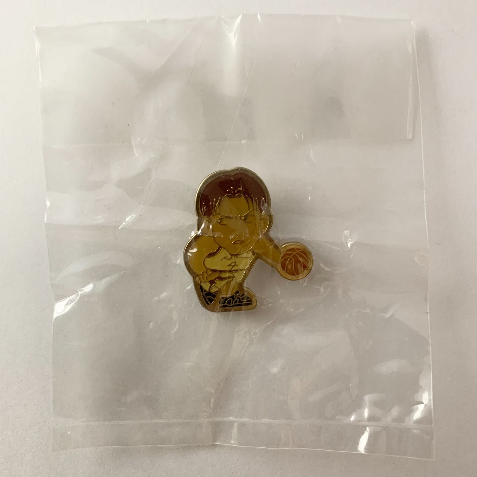 内袋未開封】 SLAMDUNK スラムダンク 牧紳一 ピンバッジ スクリューズ