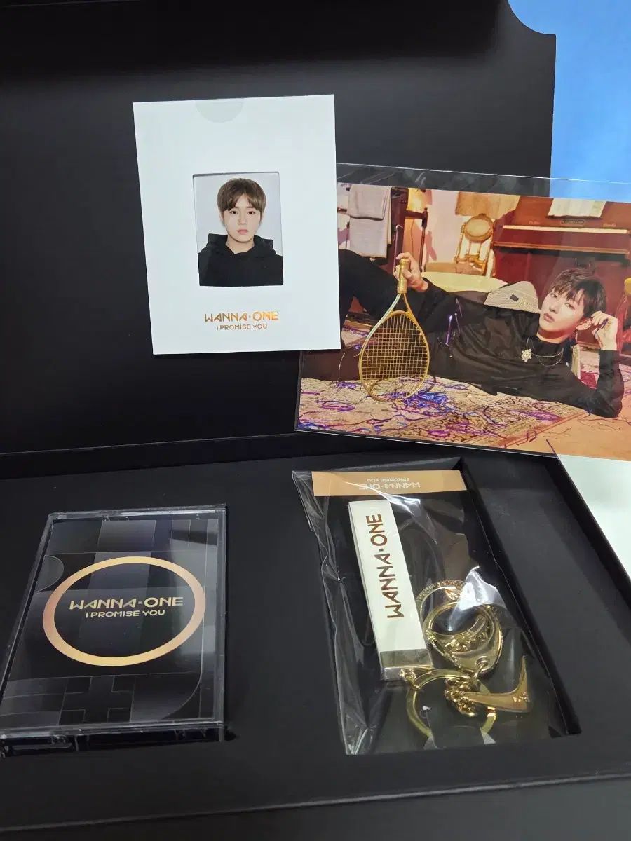 Wanna One（ワナワン） I PROMISE YOU 限定モデル キット（証明写真