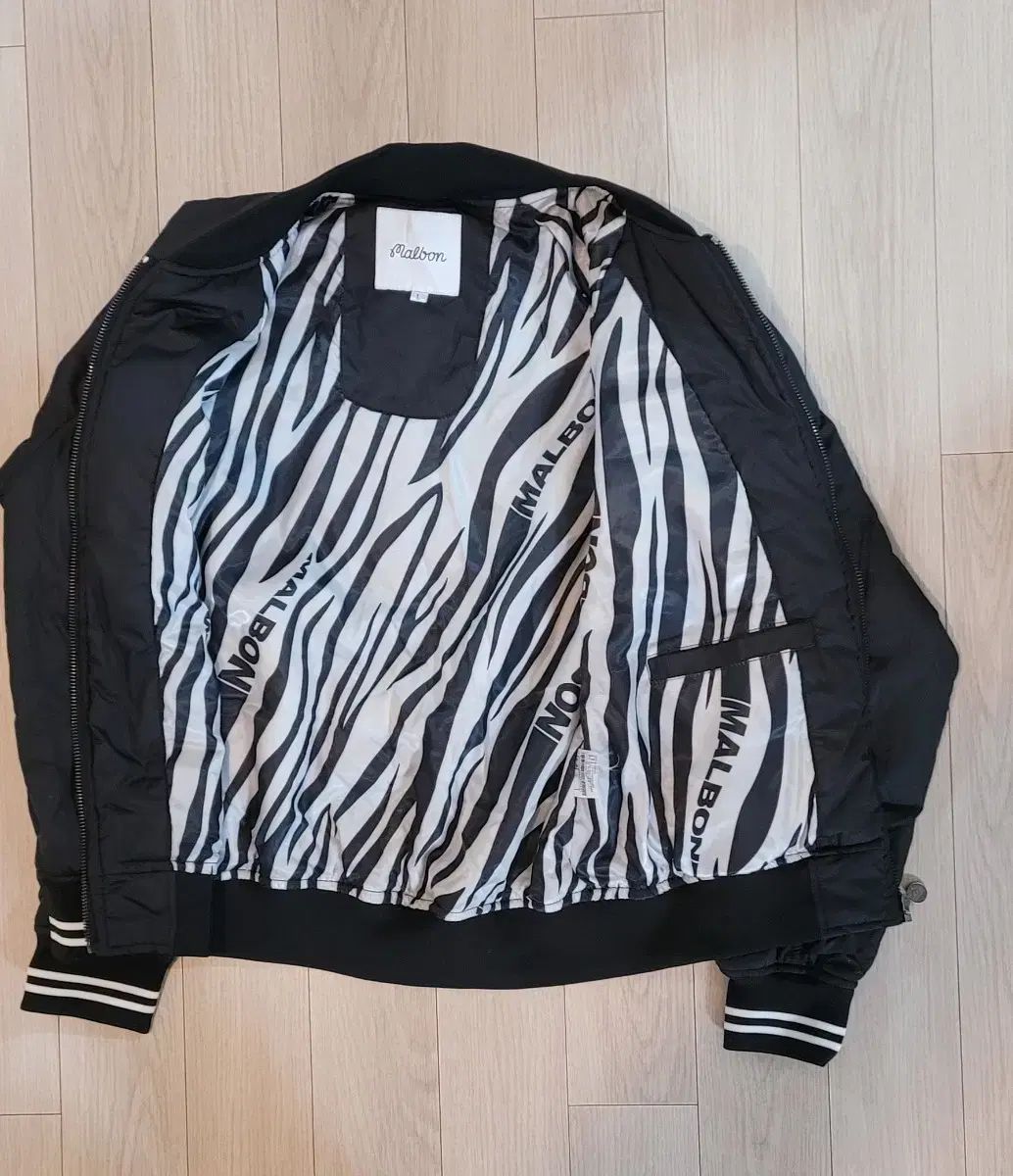 マルボンゴルフ ブラック スタジャン ジャケット アウター L - メルカリ