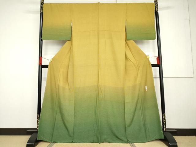 平和屋着物○人間国宝 初代 六谷梅軒(六谷紀久男)錐彫り 重要無形文化