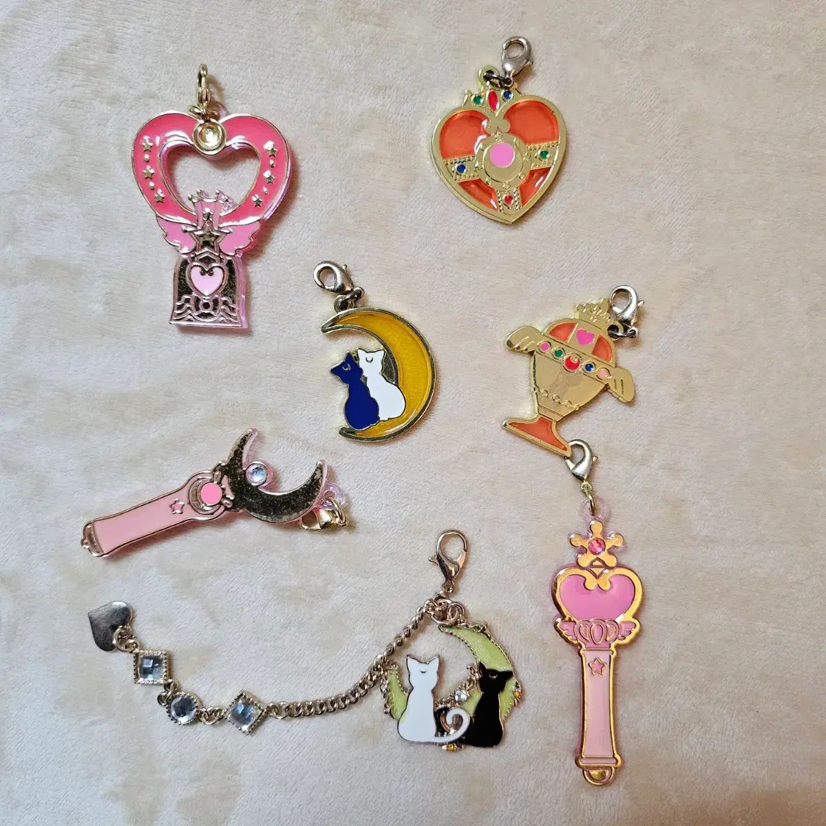 まとめ) セーラームーン チャーム ガチャ キーホルダー - メルカリ