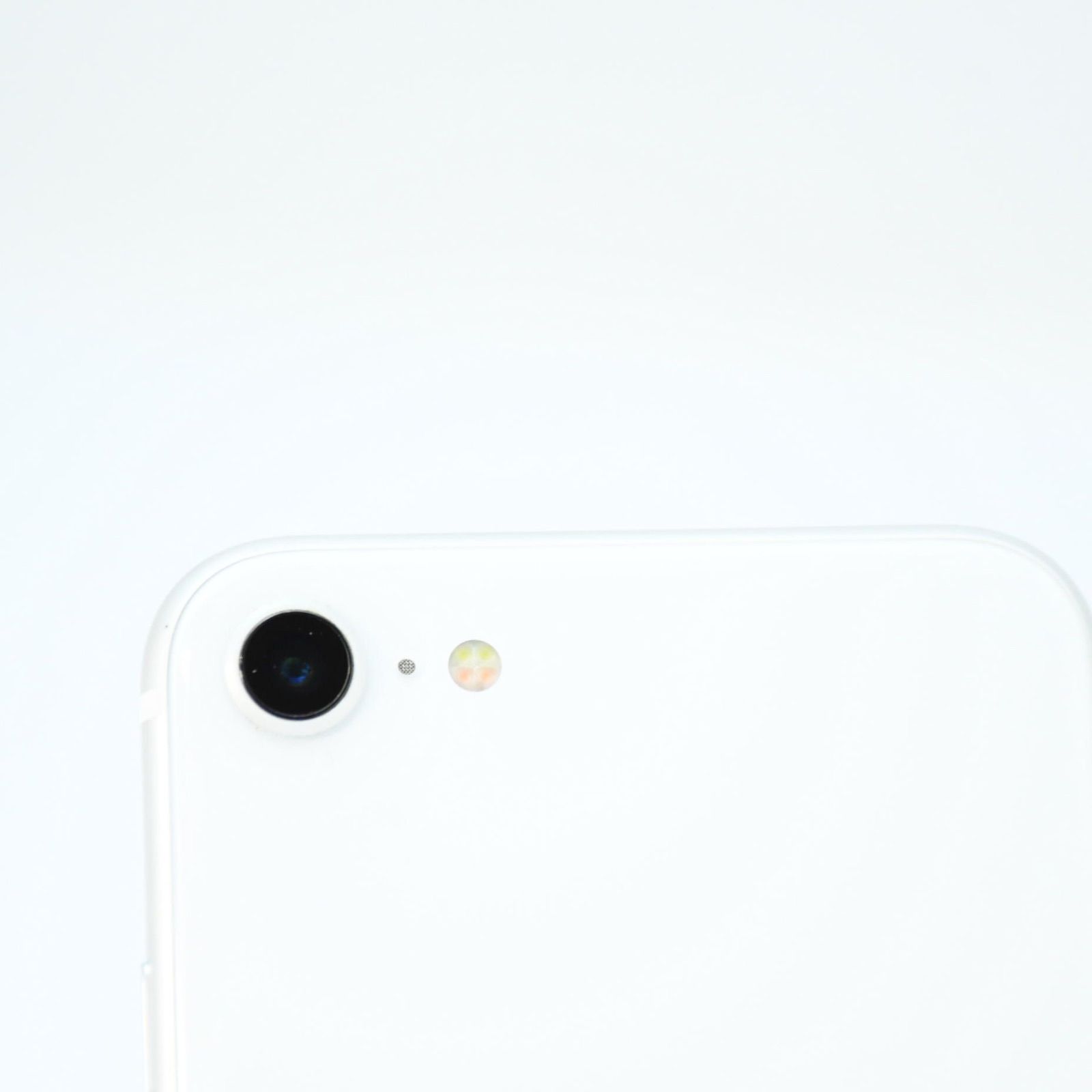 液晶美品＊純正バッテリー最大容量85％】SIMフリーiPhone SE 第2世代