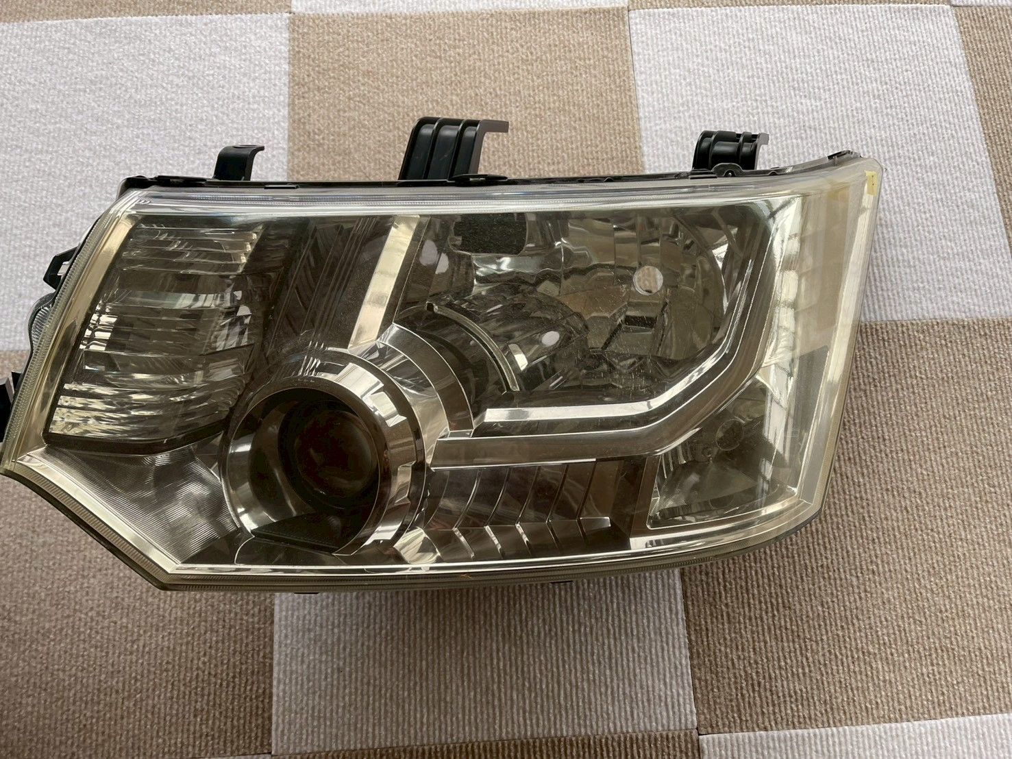 54 ラスト1点 デリカD5用ヘッドライト左右セット💡お得な送料込み