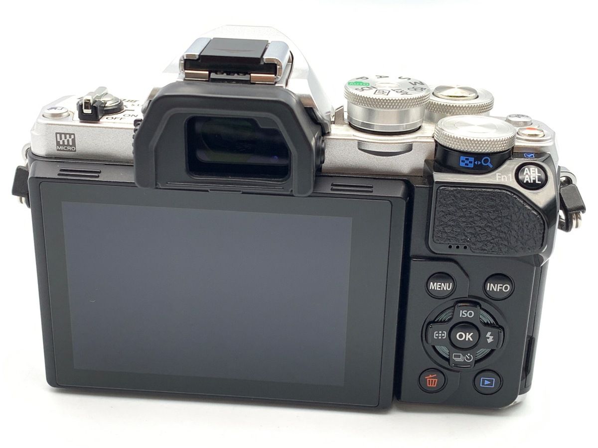 中古】 【並品】 オリンパス OM-D E-M10 MarkIII ボディ シルバー