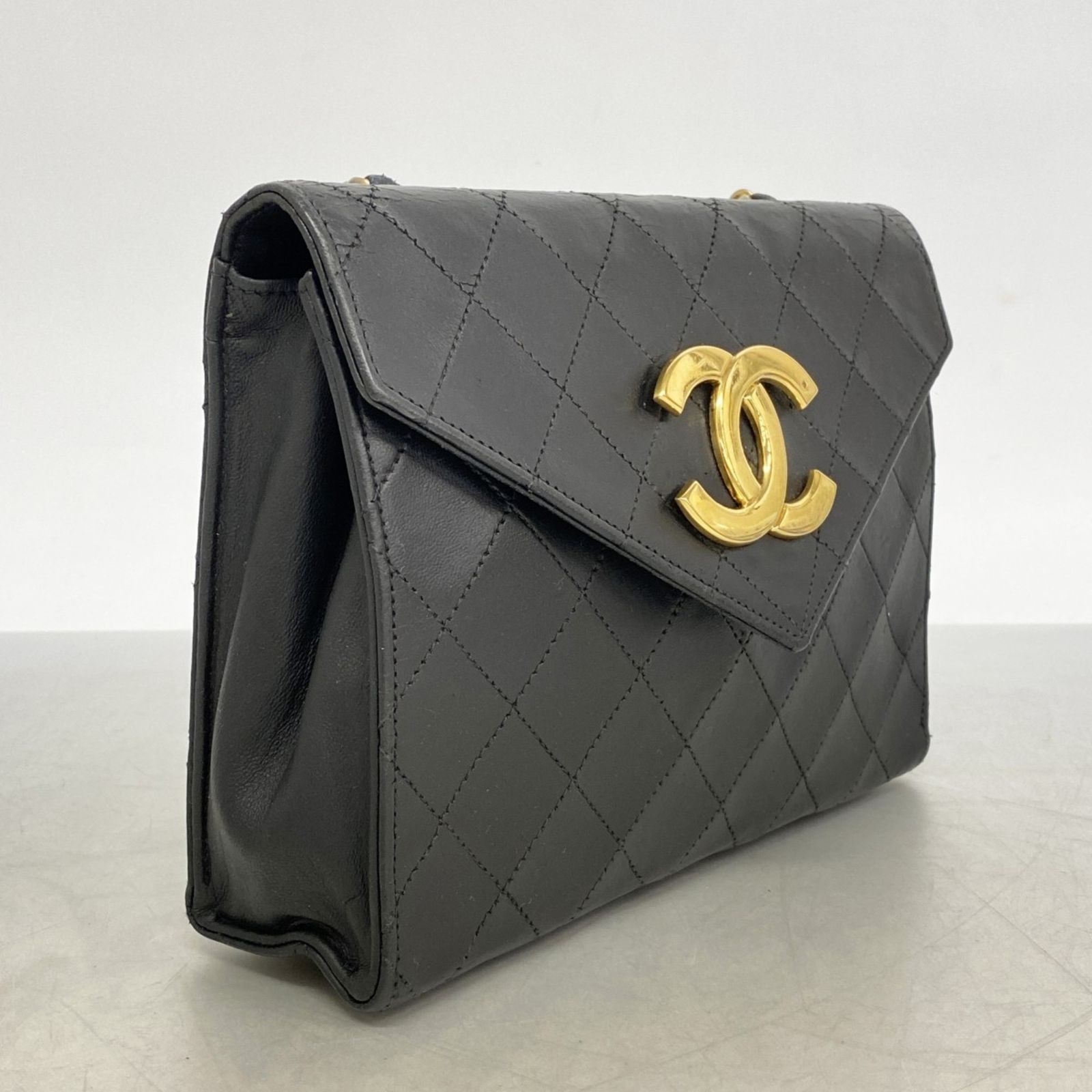 シャネル(Chanel) シャネル ショルダーバッグ マトラッセ チェーン